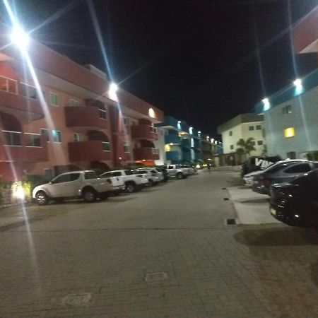 Apartamento No Golden Lake - Pe Na Areia, Agua De Coco E Cervejinha Arraial do Cabo Kültér fotó
